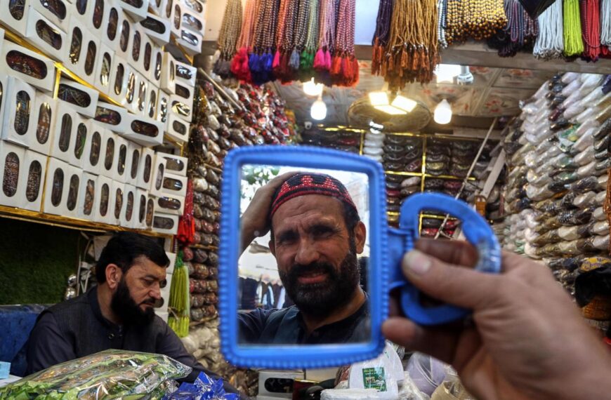 Ramadan ushers in month of fasting, worship and charity for Muslims: Photos