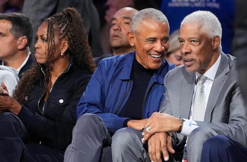 Obama shuts down alien buzz and says there’s no evidence they’ve made contact