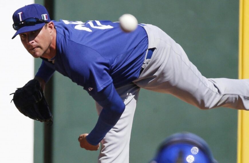 Former MLB pitcher sentenced to life in prison without parole for shooting his in-laws