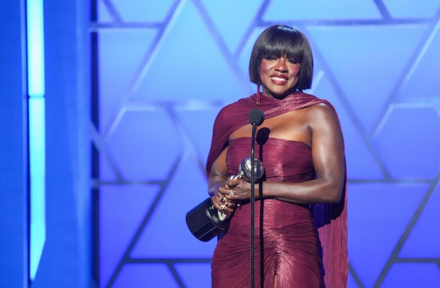 Viola Davis receives prestigious Chairman’s prize at NAACP Image Awards