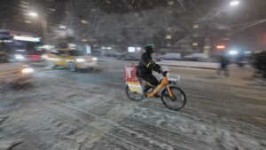 Blizzard warnings send East Coast scrambling to prepare&hellip;