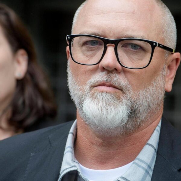 Feds move to dismiss charges against Army veteran…