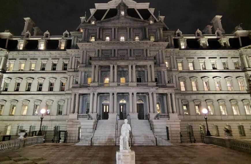 Trump places statue of Christopher Columbus near the White House