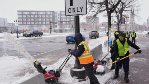 Snow and wind batter parts of US, with&hellip;