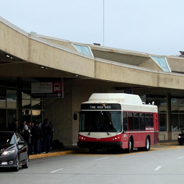 Kansas City airport reopens hours after an evacuation…