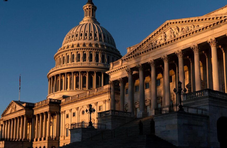 Anti-Muslim rhetoric rises among Republicans with little pushback from GOP leadership