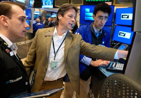 US markets are mixed, oil prices fall as Trump's deadline for Iran to open Strait of Hormuz looms