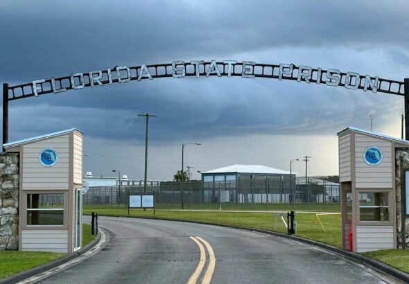 Man who set neighbor on fire during a home burglary set to be executed in Florida