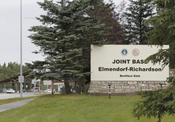 2 Alaska-based soldiers injured in encounter with brown bear during training exercise