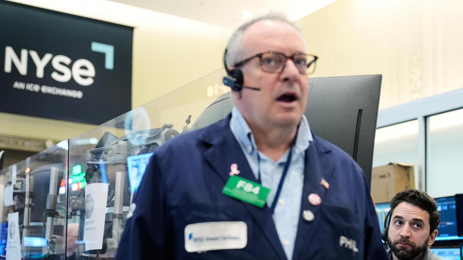 Asian shares are mixed and oil prices little changed as investors watch for US-Iran talks