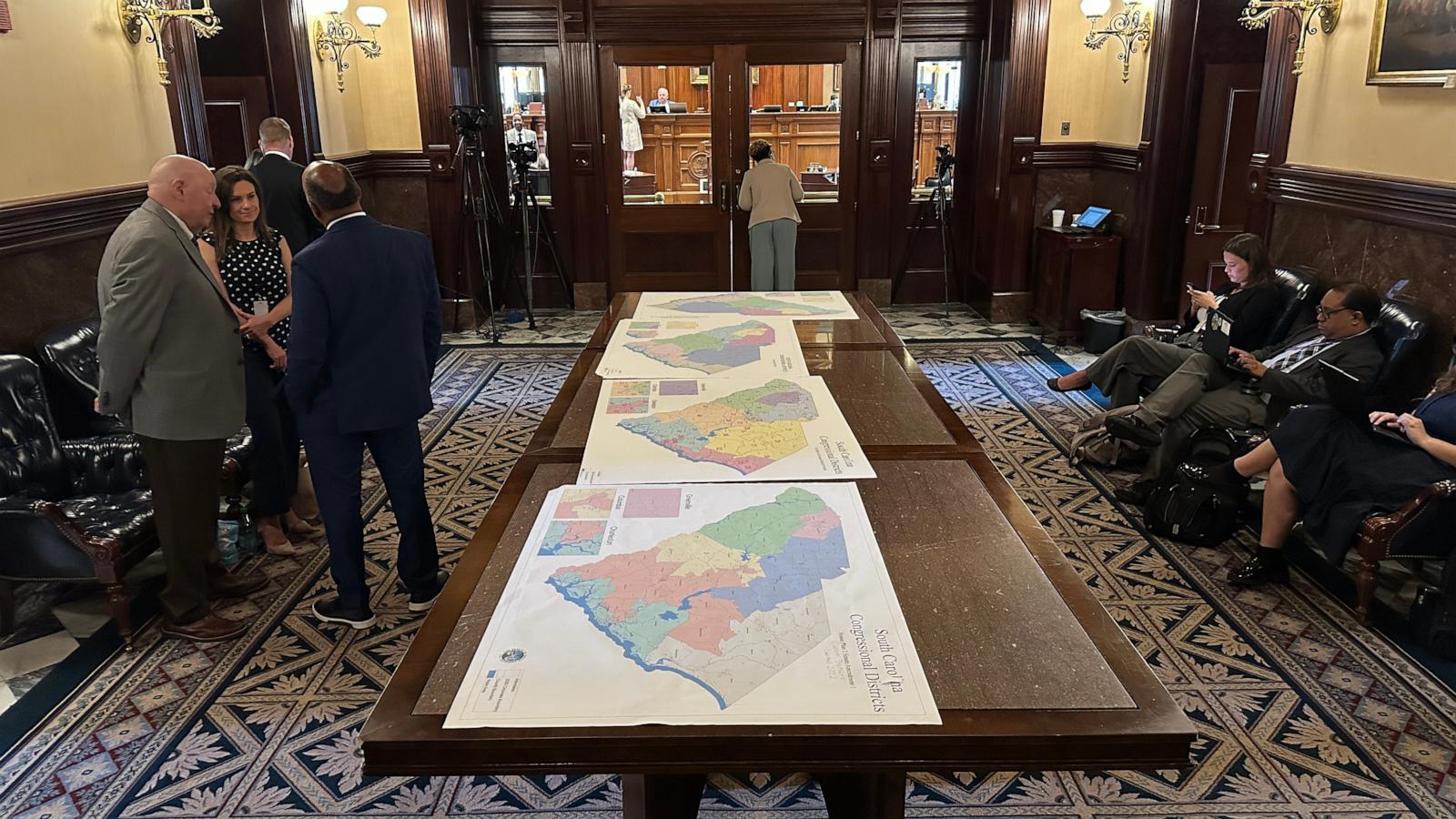 Republicans are rushing to redraw districts before midterms. Here's where things stand