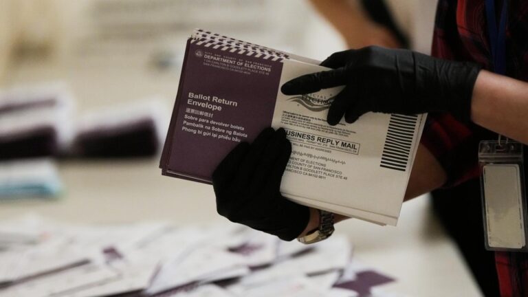 Federal court hears arguments over efforts to halt Trump's mail-in executive order