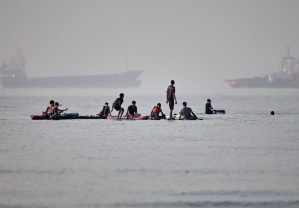 A new exchange of fire with Iran in the Gulf tests the fragile ceasefire