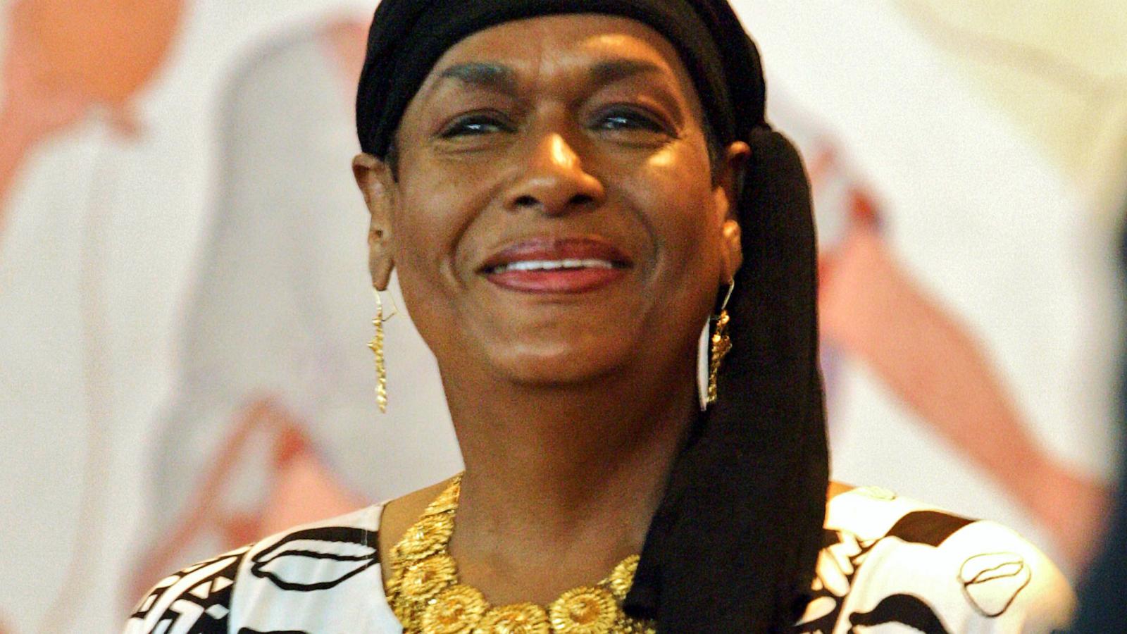 Khadijah Farrakhan, 'first lady of Nation of Islam,' dies at 90