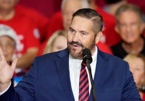 Top officials in Arizona's Maricopa County agree on how to oversee elections, ending a legal battle