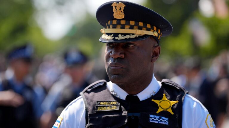 Head of the Chicago Police Department to retire after 3 years in the position