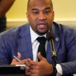 Mississippi district attorney pleads guilty to bribery conspiracy and resigns