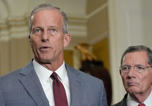 Senate approves funding bill to avoid a shutdown before the election