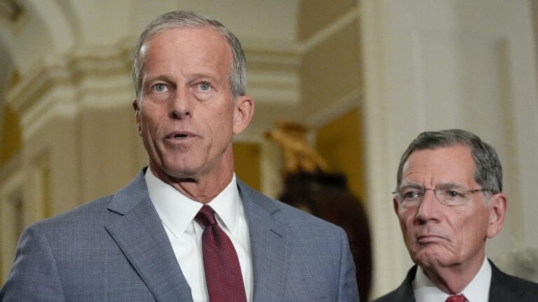 Senate approves funding bill to avoid a shutdown before the election