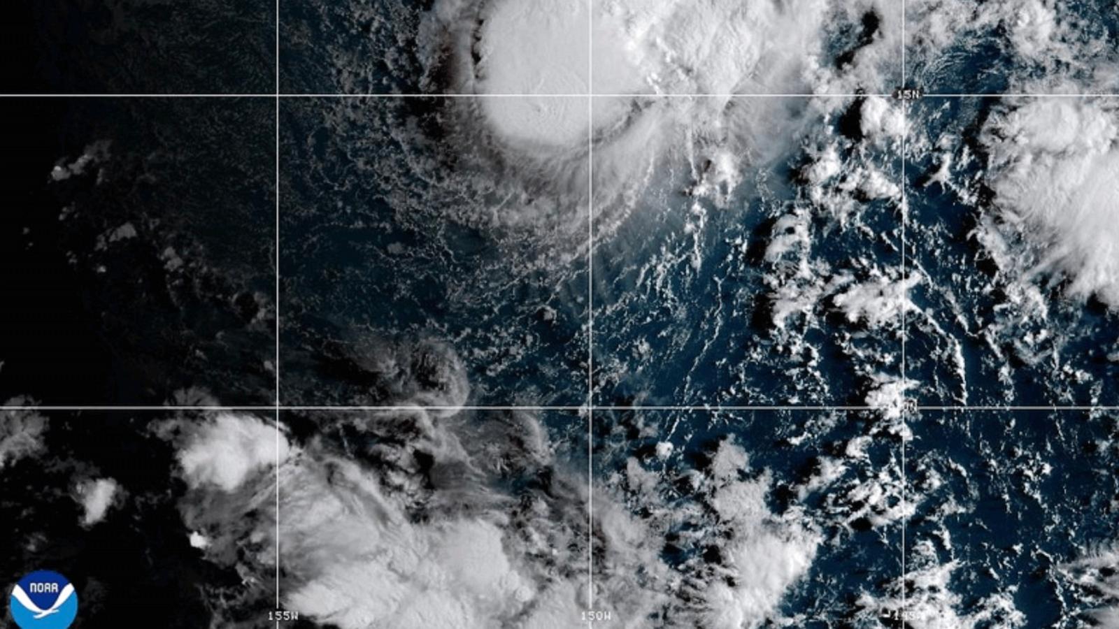 Tropical Storm Moke advances toward Hawaii as winds strengthen