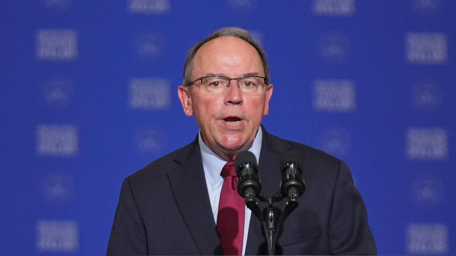Wisconsin congressman swims to safety after plane makes emergency landing in a lake