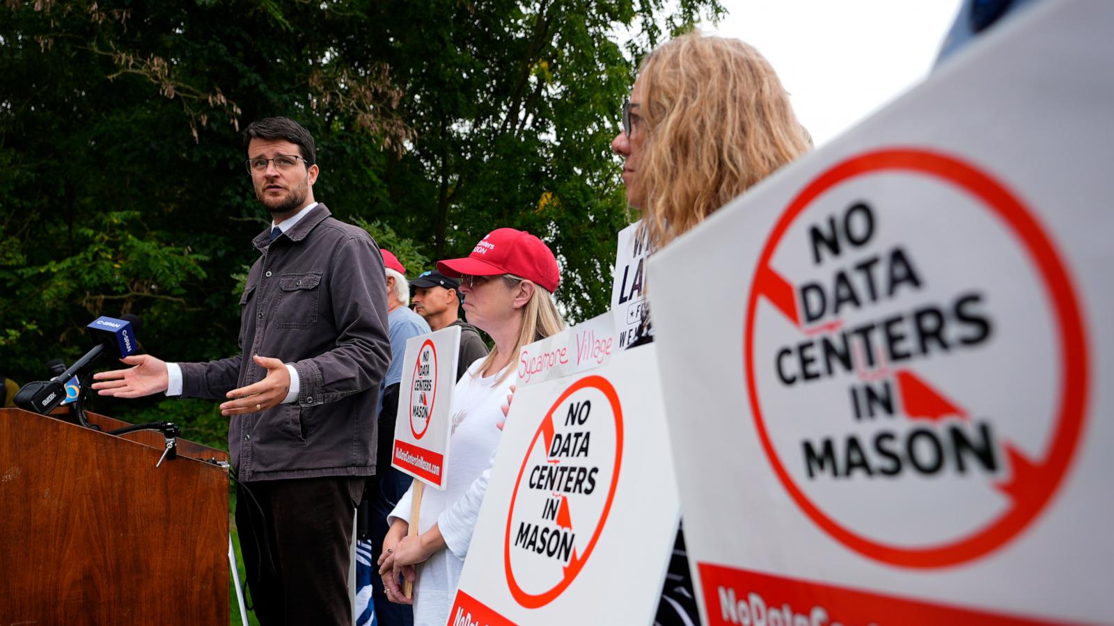 AI fears are fueling progressive Democrat's campaign in Michigan battleground district