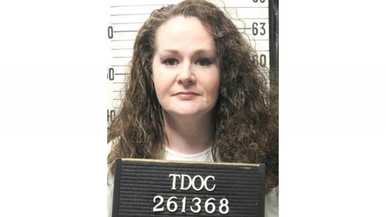 Execution staff warned IV site might have 'blown' during Christa Pike's execution attempt