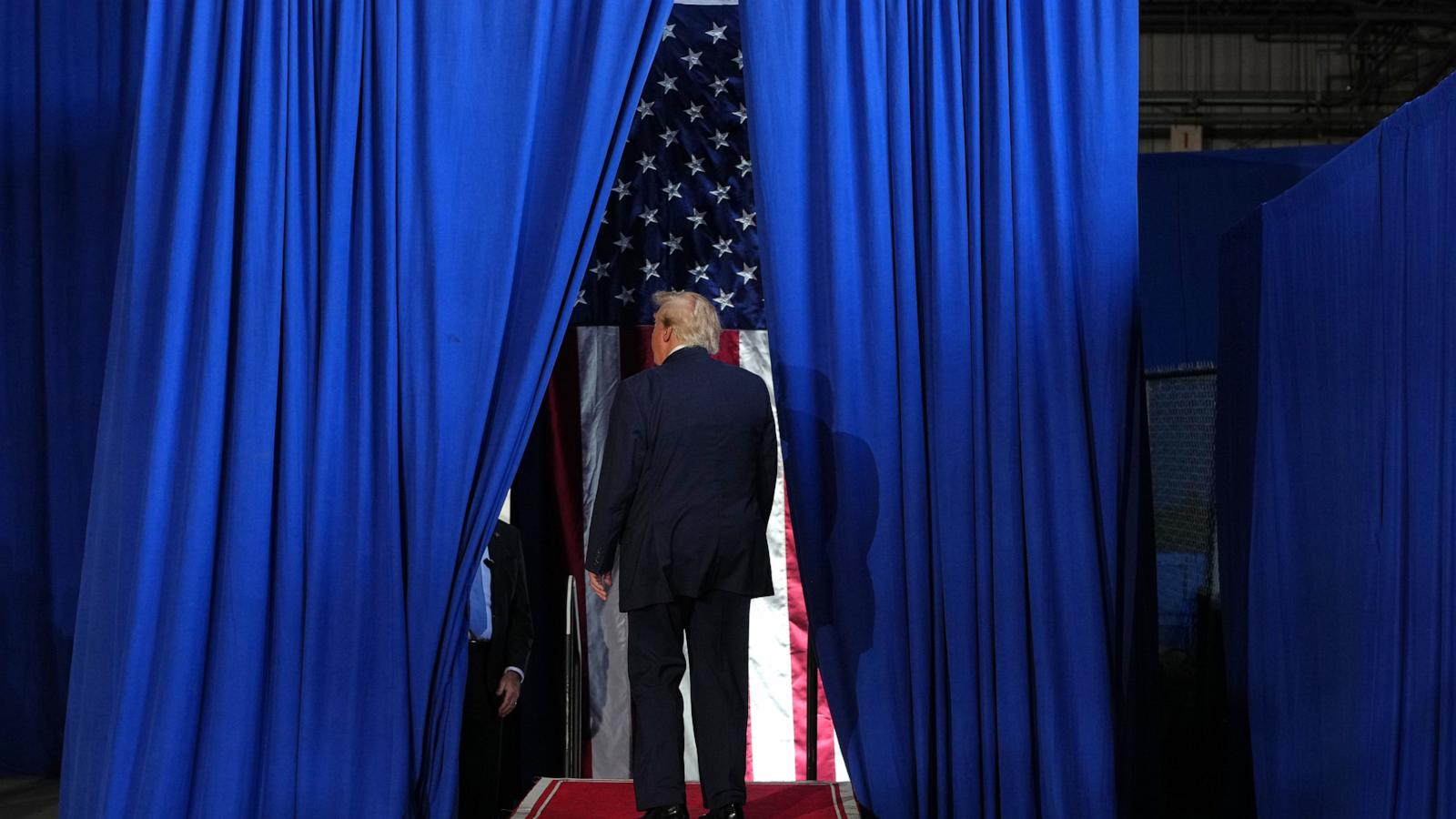 A midterm crossroads for both parties eyeing the beginning of the end of the Trump era