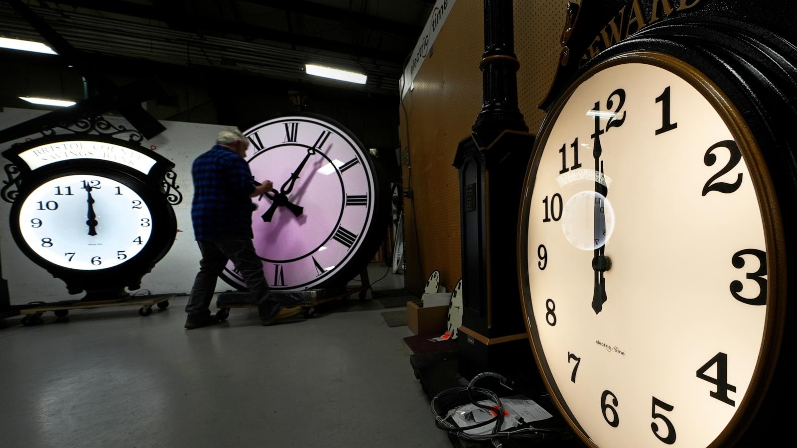Senate skeptical about making daylight saving time permanent despite Trump's pressure